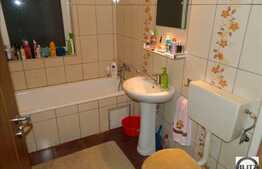 Apartament cu 2 camere, 56 mp utili, zona strazii Eroilor! Mobilat! Parcare!