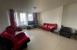Casa de închiriat, 330 mp, curte, parcări, zona Iris