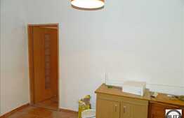 Vanzare 1 camera, 33 mp, in zona Primariei