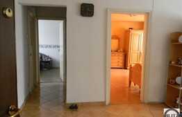 Vanzare apartament 4 camere, 84 mp utili, boxa, loc parcare, zona Mehedinti!