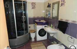 Vanzare 2 camere, 56.3 mp, decomandat, zona Porii! Mobilat! Parcare cu CF!