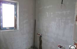 Apartament 2 camere, 49,5 mp semifinisat, acces restrictionat