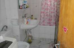 Apartament de vanzare, 2 camere, 64 mp, etaj intermediar, zona Gh. Dima!