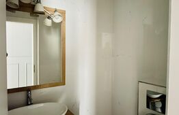 Apartament modern, 3 camere, 2 bai, terasa, zona Cetatii!