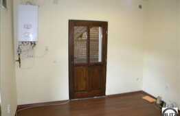 Apartament de inchiriat, 3 camere, la casa, 2 locuri de parcare, Pta. Unirii!