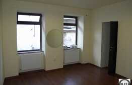 Apartament de inchiriat, 3 camere, la casa, 2 locuri de parcare, Pta. Unirii!