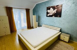 Apartament de 2 camere, 50mp, etaj intermediar, parcare, zona Porii 