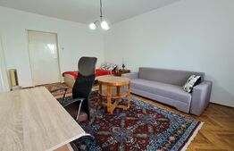 Apartament cu 2 camere, 70 mp, parcare, curte interioara, zona Centrala