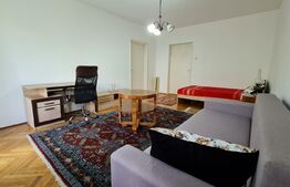 Apartament cu 2 camere, 70 mp, parcare, curte interioara, zona Centrala