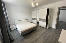 Apartament spatios de 4 camere,  175 mp, terasa, 2 parcari, zona strazii Donath