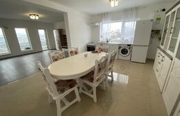 Apartament spatios de 4 camere,  175 mp, terasa, 2 parcari, zona strazii Donath