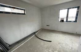 OPORTUNITATE!Cas, teren 450 mp, Gilau