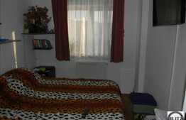 Apartament 3 camere, 65 mp utili, boxa la bubsol, zona Calea Floresti!