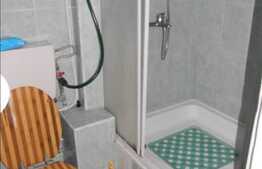 Apartament 3 camere, 65 mp utili, boxa la bubsol, zona Calea Floresti!