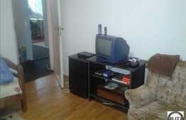 Apartament cu 3 camere, 67 mp utili, decomandat, loc parcare si boxa la subsol