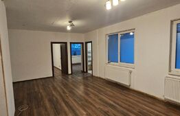 Apartament 3 cam, 74 mp, 2 bai, gradina 45 mp, parcare, zona Sub Cetate