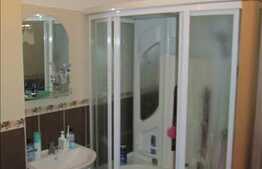 Vanzare 2 camere, 60 mp, 2 balcoane, zona strazii Florilor, parcare inclusa!