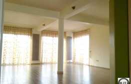 Penthouse 5 camere pe 3 nivele, 210 mp utili, zona M. Eliade, finisaje de lux!