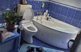 Apartament 3 camere, 65 mp, decomandat, 2 bai, mobilat, zona Garii