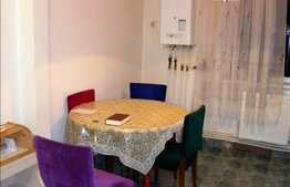 Inchiriere 2 camere, 50 mp utili, semidecomandat, balcon, zona Podului Calvaria