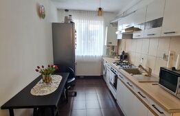 Exclusivitate! Comision zero! mobilat si utilat, parcare, etaj intermediar