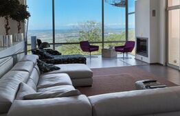 Vanzare in Feleacu vila cu piscina exterioara si panorama spre  Cluj