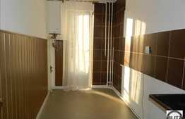 Apartament de vanzare, 3 camere, etaj intermediar, boxa, zona strazii Vidraru!