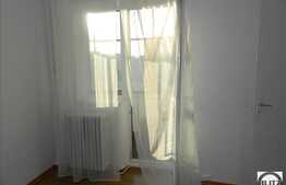 Apartament de vanzare, 3 camere, etaj intermediar, boxa, zona strazii Vidraru!