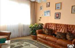 4 camere, 70 mp, etaj intermediar, boxa la subsol, zona strazii Primaverii!