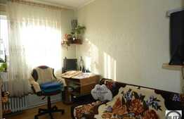 4 camere, 70 mp, etaj intermediar, boxa la subsol, zona strazii Primaverii!