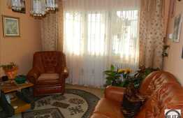 4 camere, 70 mp, etaj intermediar, boxa la subsol, zona strazii Primaverii!