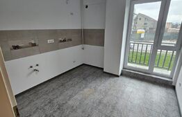  Apartament cu 2 camere și 2 balcoane, 56 mp, zona Coresi, anul construcției 2022