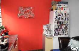 Apartament de vanzare, 2 camere, 57 mp, etaj intermediar, cu parcare inclusa!