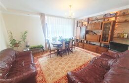 Apartament cu 3 camere, decomandat, 75 mp, zona podului Calvaria