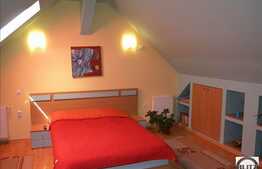 3 camere, 90 mp cu scara interioara in zona Campului