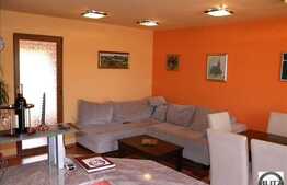 3 camere, 90 mp cu scara interioara in zona Campului