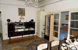 Apartament 3 camere, 107 mp utili, garaj, boxa la subsol, zona Piata Unirii