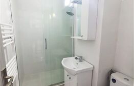 Apartament cu 3 camere, zona Retezat