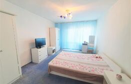 Apartament spatios cu 3 camere, 74 mp, zona strazii Parang