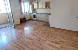 Apartament cu o camera, 34 mp, etaj intermediar, zona Florilor!