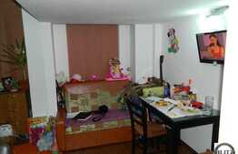 Apartament de vanzare, 1 camera, 23 mp, parcare,zona strazii 21 Decembrie!