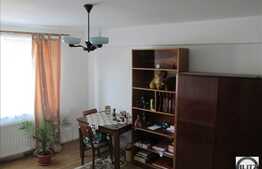 Apartament de vanzare, 2 camere, 50,6 mp, etaj intermediar, zona Horea!