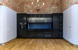 Apartament la cheie cu 3 camere de vanzare in Piata Unirii. Comision 0