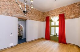 Apartament la cheie cu 3 camere de vanzare in Piata Unirii. Comision 0