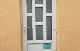 Spatiu comercial+spatiu de locuit, 34 mp, zona Piata Abator