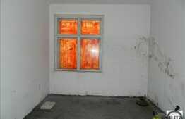 Apartament 8 incaperi, 143 mp, terasa 56 mp, parcare, imobil de tip casa/vila