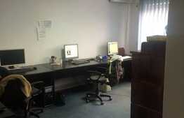 Apartament de vanzare, 3 camere, 68 mp, boxa la subsol, zona 21 Decembrie!