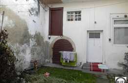 Apartament de vanzare cu 2 camere, 55 mp, boxa la subsol, zona zero a orasului!