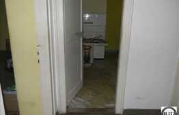 Vanzare, 2 camere, 73 mp, boxa la subsol si parcare incluse, in centrul vechi!