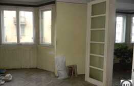 Vanzare, 2 camere, 73 mp, boxa la subsol si parcare incluse, in centrul vechi!